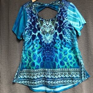 Avenue 18/20 animal print royal blue green light blue with sequins on front